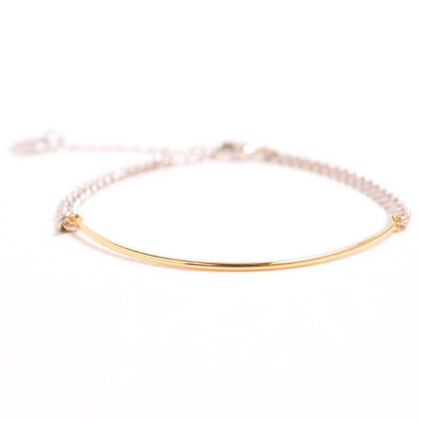 Gold Curved Bar Bracelet