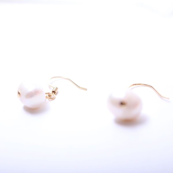 Natural Pearl Hook Earring